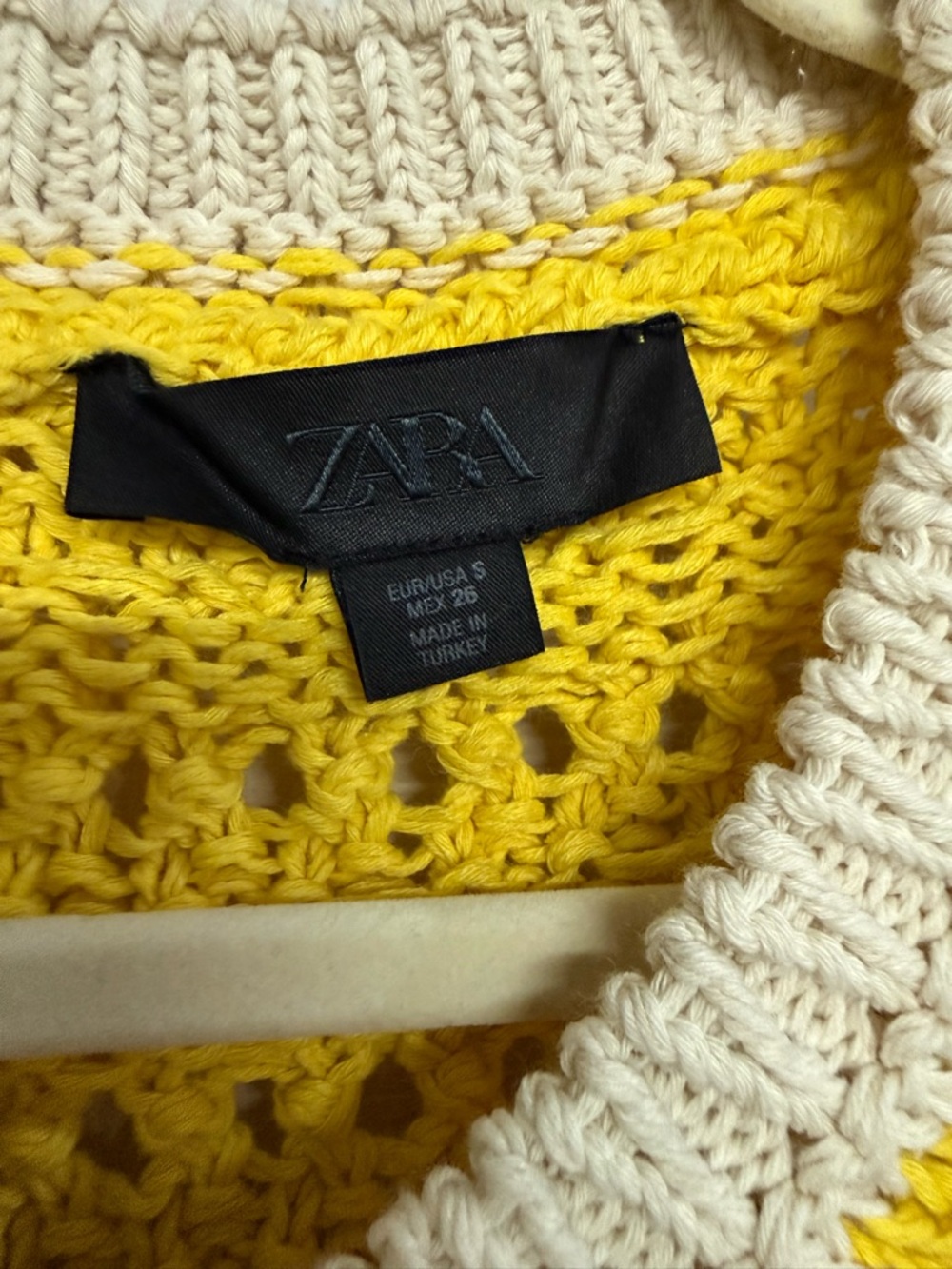 ZARA cropped sweater vest - Picture 3 of 6